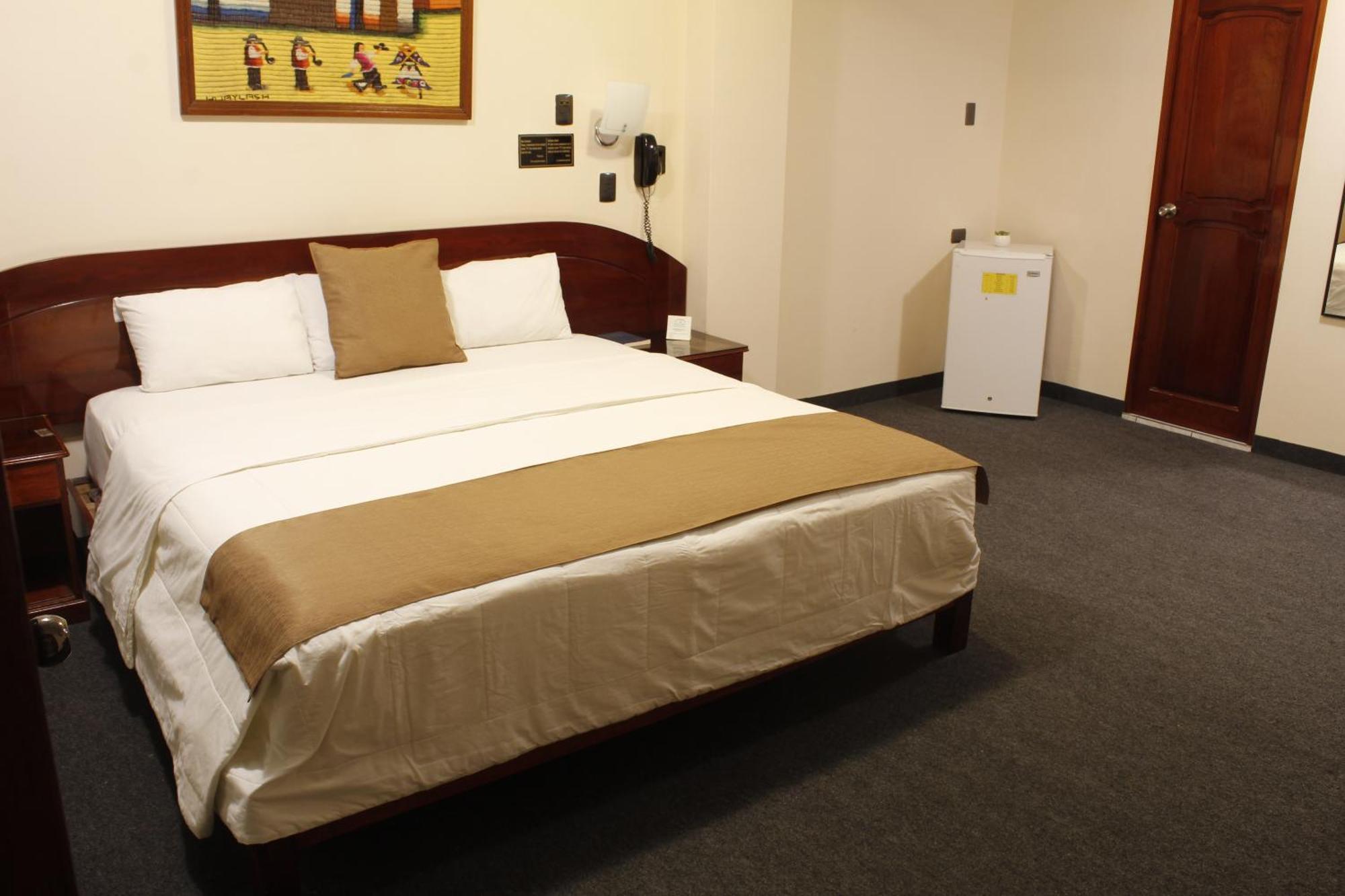 Amara Hotel Лима Екстериор снимка