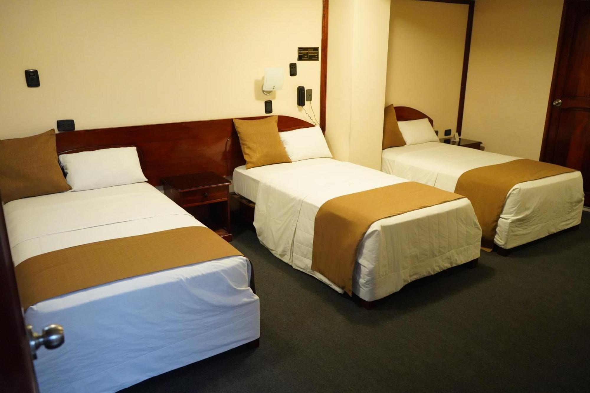 Amara Hotel Лима Екстериор снимка