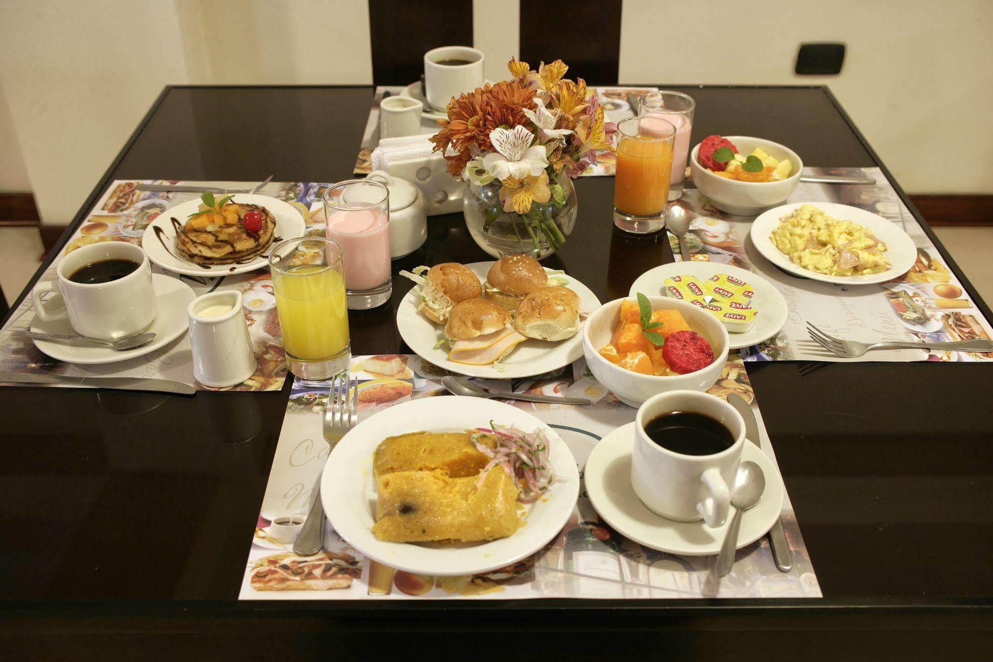 Amara Hotel Лима Екстериор снимка